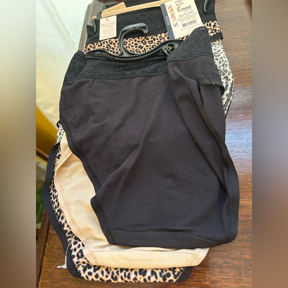High-Cut XS (0-2) Leopard Print Panties w/Black Lace 2 Packs of 3 Black & Beige - Picture 4 of 4